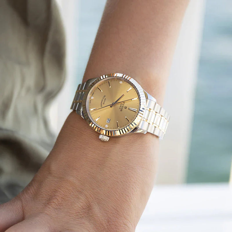 Style, Stainless Steel and Yellow Gold with Diamond-Set, 41Mm, Ref# M12713-0007